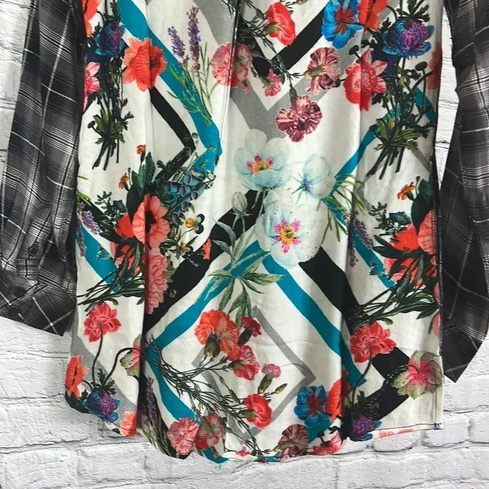 NEW Tolani Collection Neicy top button down plaid floral size XXS - Picture 5 of 14